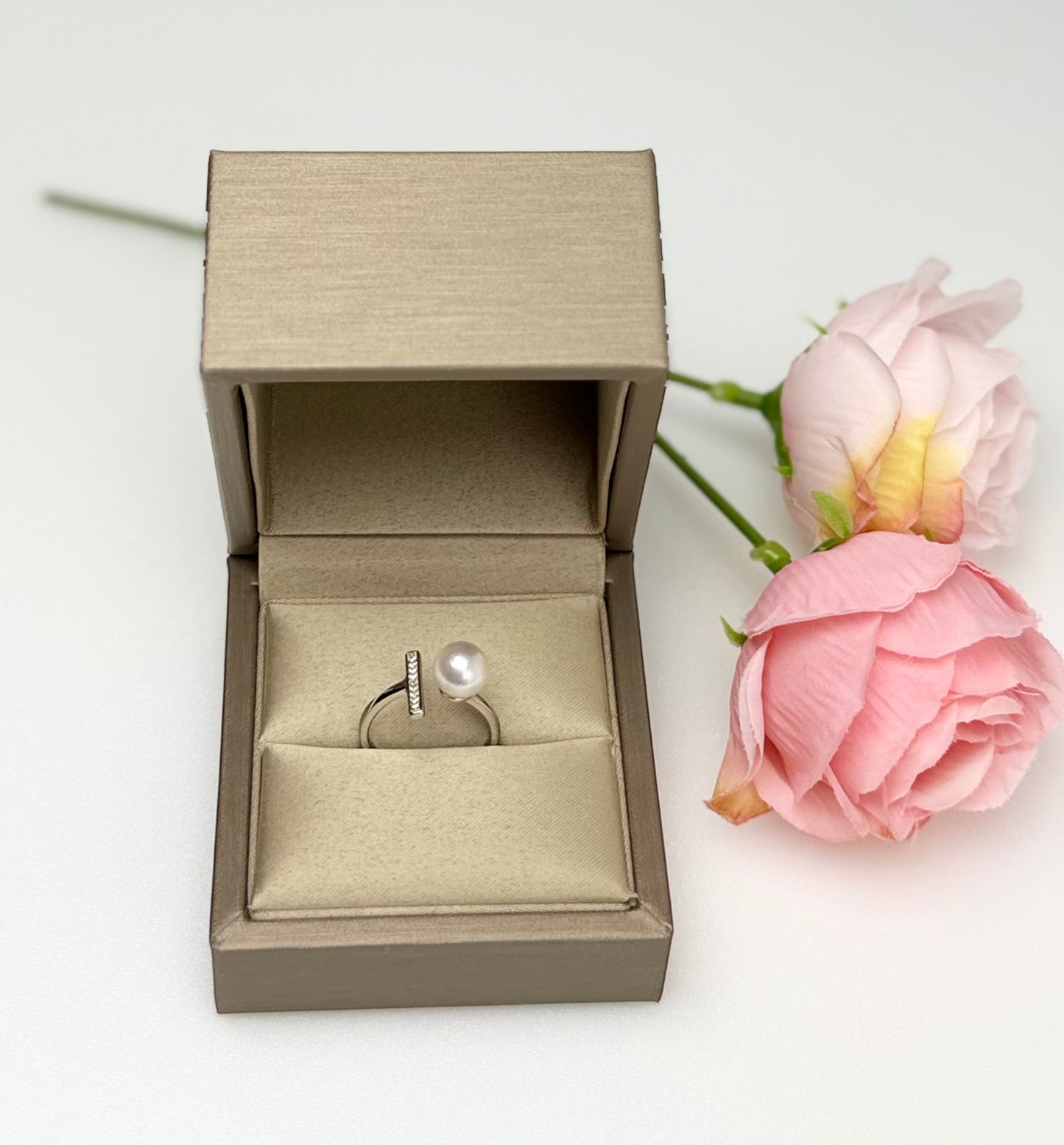 Elegant Japan Akoya Pearl (7.5-8mm) Ring