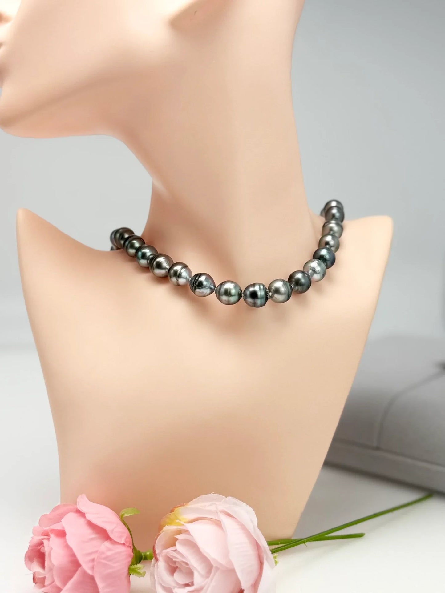 Tahitian Silver Blue Pearl (8-11mm) Necklace