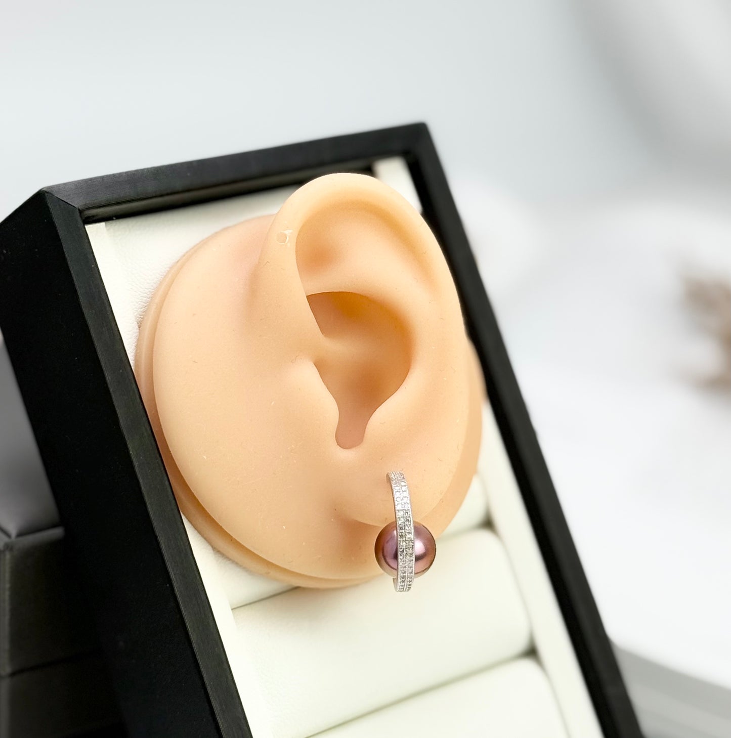 Top Radiance Freshwater Reddish Purple Pearl (9.5 - 10mm) Earrings | Luxurious Pearl Earrings