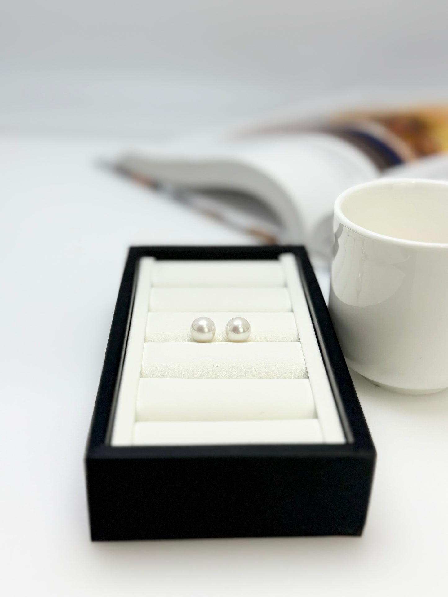 Top Luster Freshwater Edision Pearl (9.5 - 10) Stud Earrings | Timeless Radiance for Every Occasion