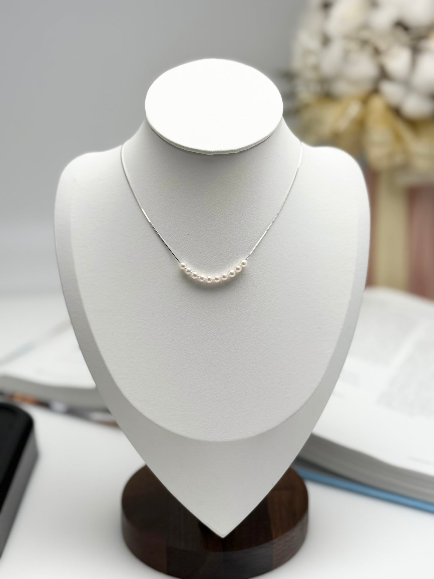 Minimalist Akoya Pearl (3.5-4mm) Necklace | Timeless Elegance