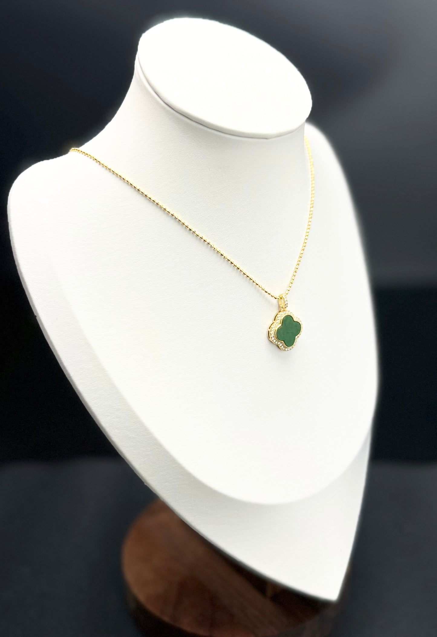 Natural Grade A Clover-Shaped Jadeite Pendant – A Touch of Luck and Luxury.