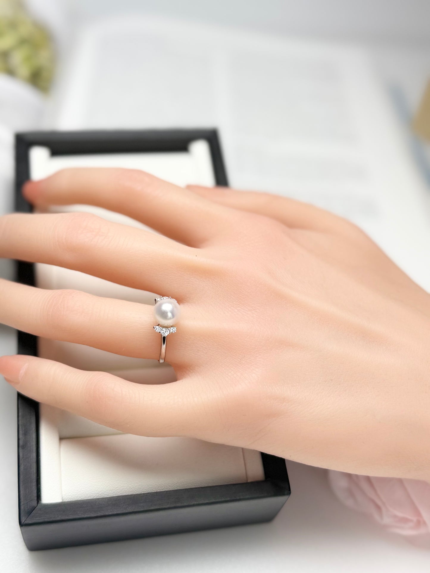 Elegant Japanese Akoya Pearl (8-8.5mm) Ring