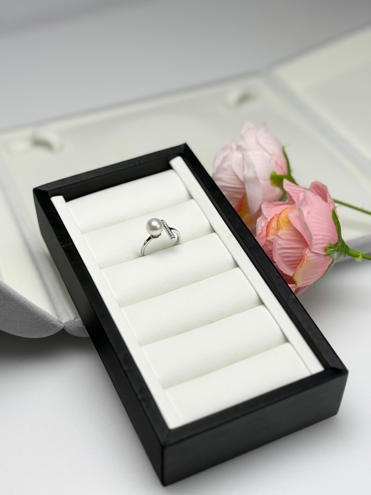 Elegant Japan Akoya Pearl (7.5-8mm) Ring