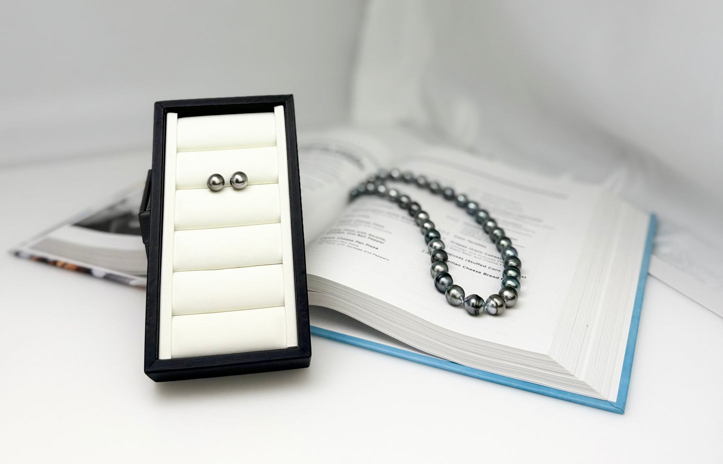 Elegant Tahitian Silver Grey Pearl (9.5-10.mm) Stud Earrings | Classic Design