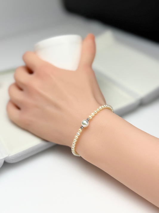 Golden Akoya Pearl (3.5-4mm) bracelet with Akoya pearl (7.6mm)