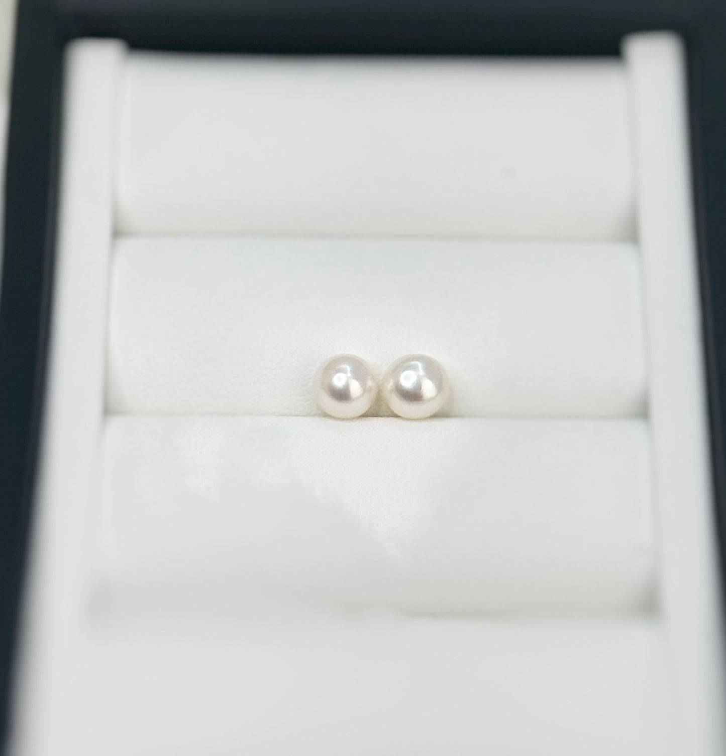 Classic Freshwater Pearl Stud (6.5-7.5mm) Earrings | Special Promotion for freshwater pearl lovers