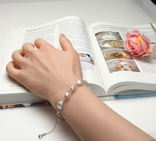 Unique Freshwater White (Blue tone) Keshi Pearl (6-8mm) Bracelet.