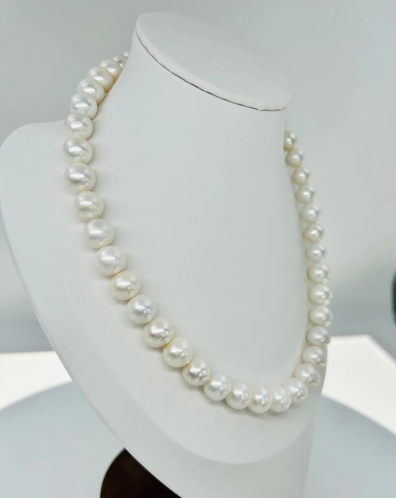 Elegant Freshwater Pearl Necklace (9-11mm) - Nexus8gg Jewellery