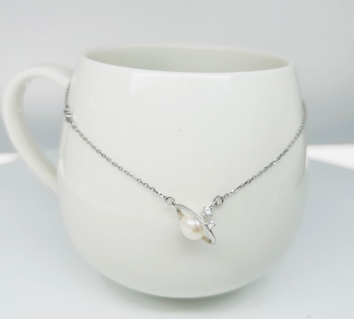 Elegant Orbit Freshwater Pearl (7mm) Pendant - Nexus8gg Jewellery