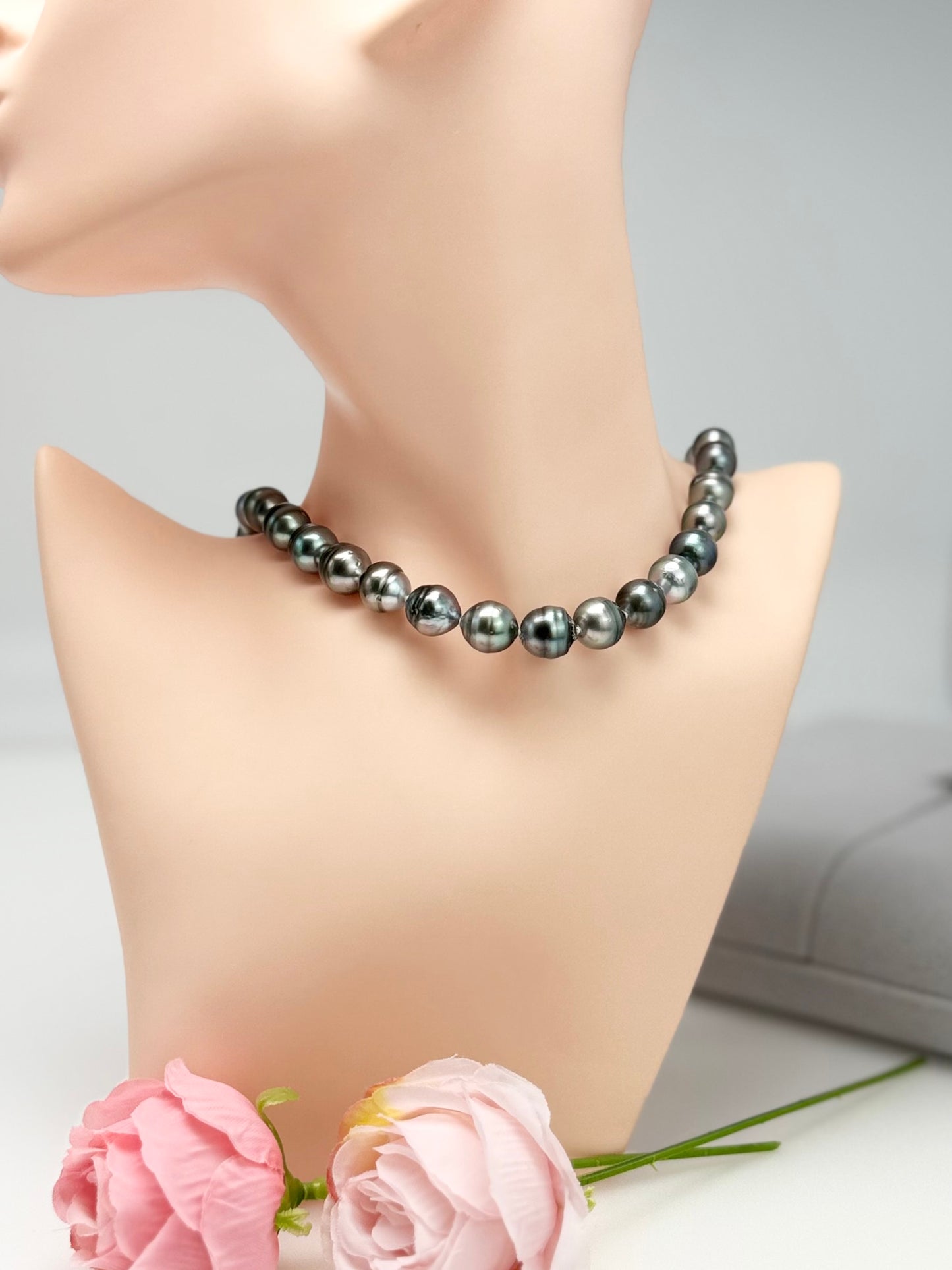 Tahitian Silver Blue Pearl (8-11mm) Necklace