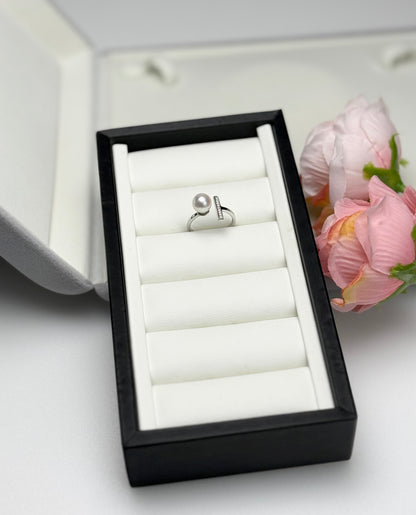 Elegant Japan Akoya Pearl (7.5-8mm) Ring