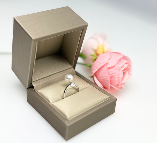 Elegant Designer Japanese Akoya Pearl (8-8.5mm) Ring | Modern Design