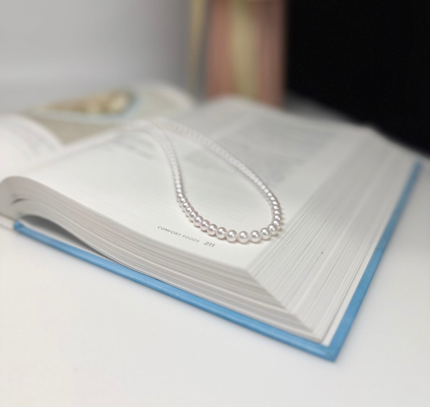Elegant Freshwater Aurora Pink Pearl Necklace (5-5.5mm)