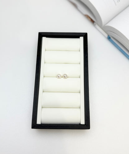 18K Solid Gold Saltwater Japan Top Luster ("Tennyo") Akoya Pearl (7-7.5mm) Stud Earrings | Timeless Radiance for Every Occasion