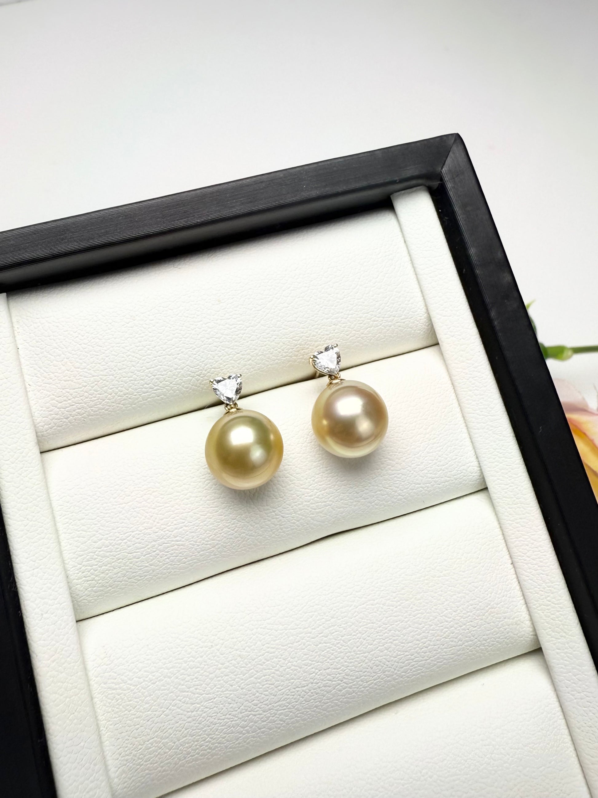 18K Solid Gold Golden South Sea Pearl Earrings | Timeless.