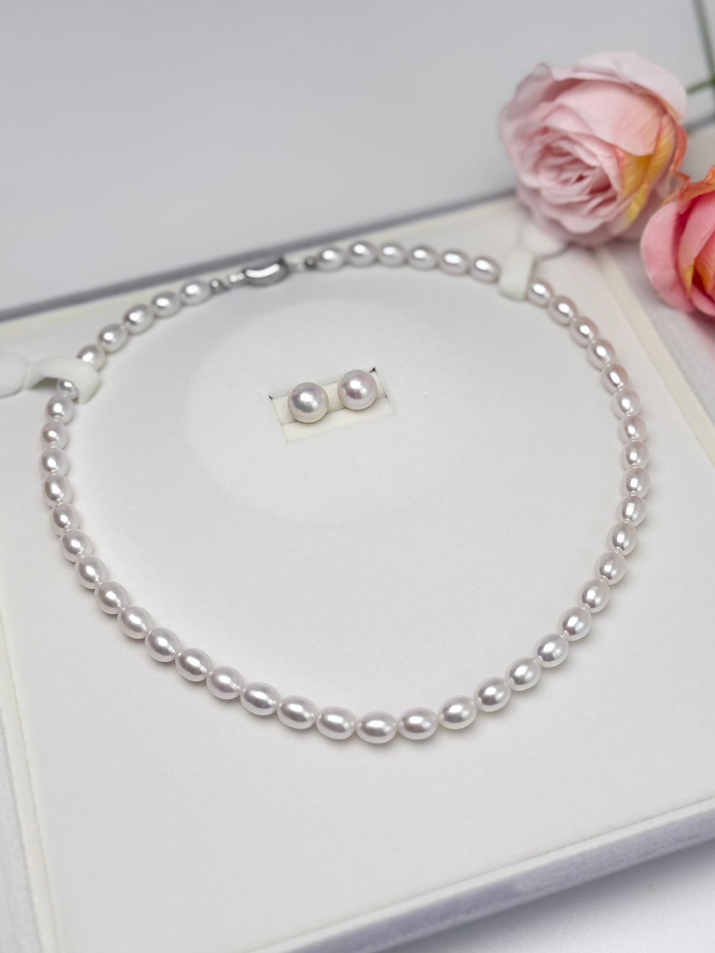 Elegant White Freshwater Pearl Necklace & Edison Stud Earring Set | Special Promotion.