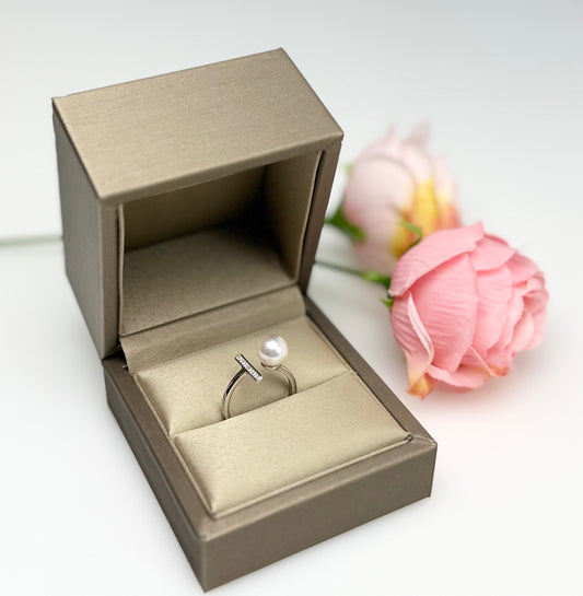 Elegant Japan Akoya Pearl (7.5-8mm) Ring