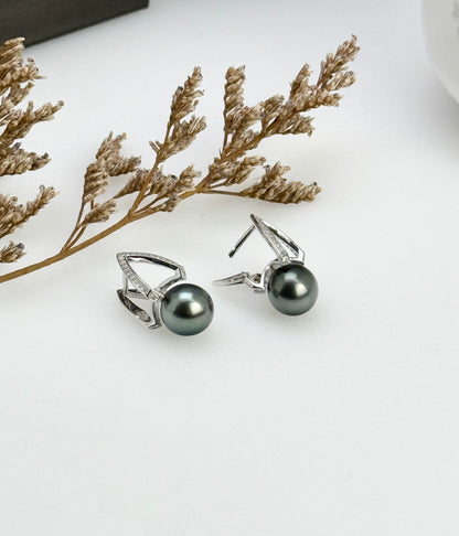 Top Lustre Tahitian Pearl (9-9.5) Earrings | Tahitian pearls