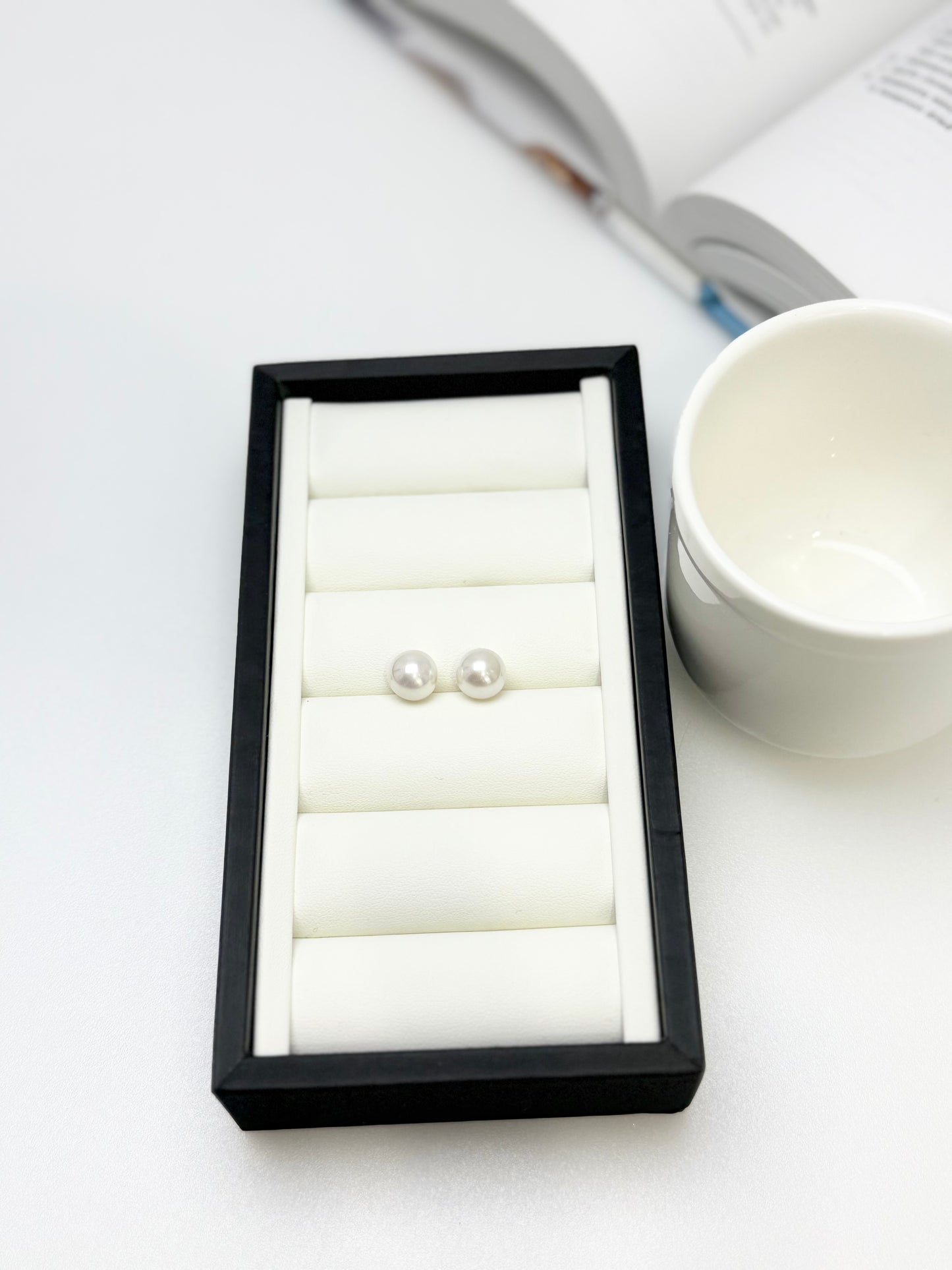 Top Luster Freshwater Edision Pearl (9.5 - 10) Stud Earrings | Timeless Radiance for Every Occasion