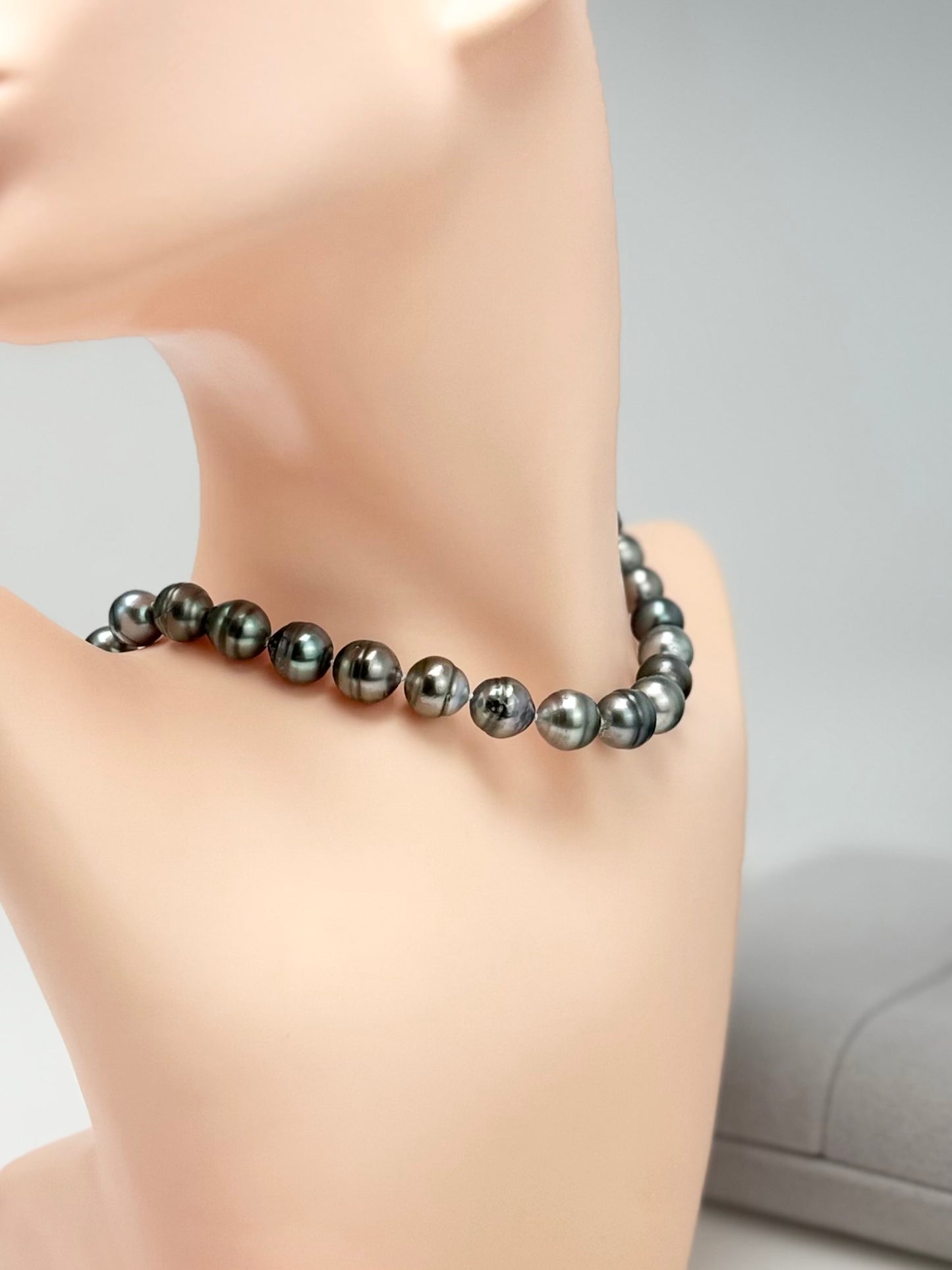 Tahitian Silver Blue Pearl (8-11mm) Necklace