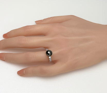 Elegant Tahitian Pearl (9-9.5mm) Ring