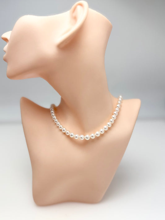 Elegant Freshwater Aurora Pearl Necklace (7 - 7.5mm)