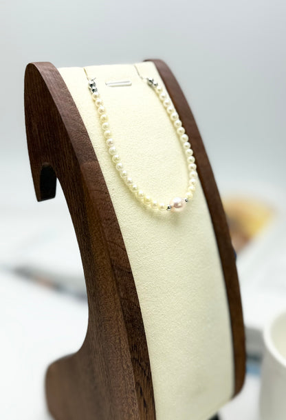 Golden Akoya Pearl (3.5-4mm) bracelet with freshwater pink pearl (7.3mm)