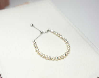 Freshwater Golden Keshi Pearl (6-6.5mm) Bracelet
