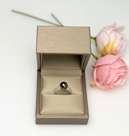 Elegant Tahitian Pearl (9-9.5mm) Ring