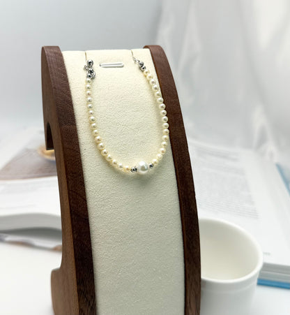 Golden Akoya Pearl (3.5-4mm) bracelet with Akoya pearl (7.6mm)