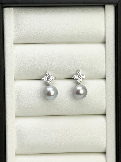 Four Leaves Clover Akoya Pearl (8.5 - 9mm) Stud Earrings | Elegant Pearl Earrings