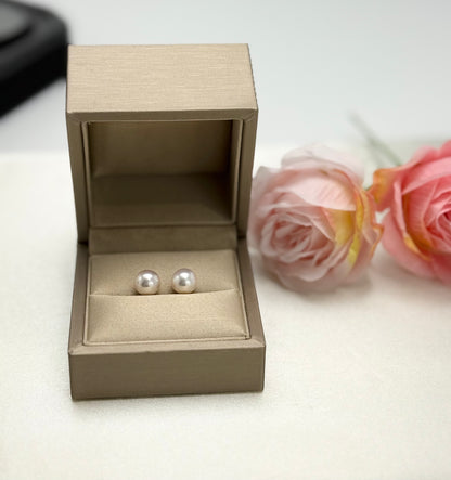 18K Solid Gold Saltwater Japan Top Luster ("Tennyo") Akoya Pearl (8.5-9mm) Stud Earrings | Timeless Radiance for Every Occasion )