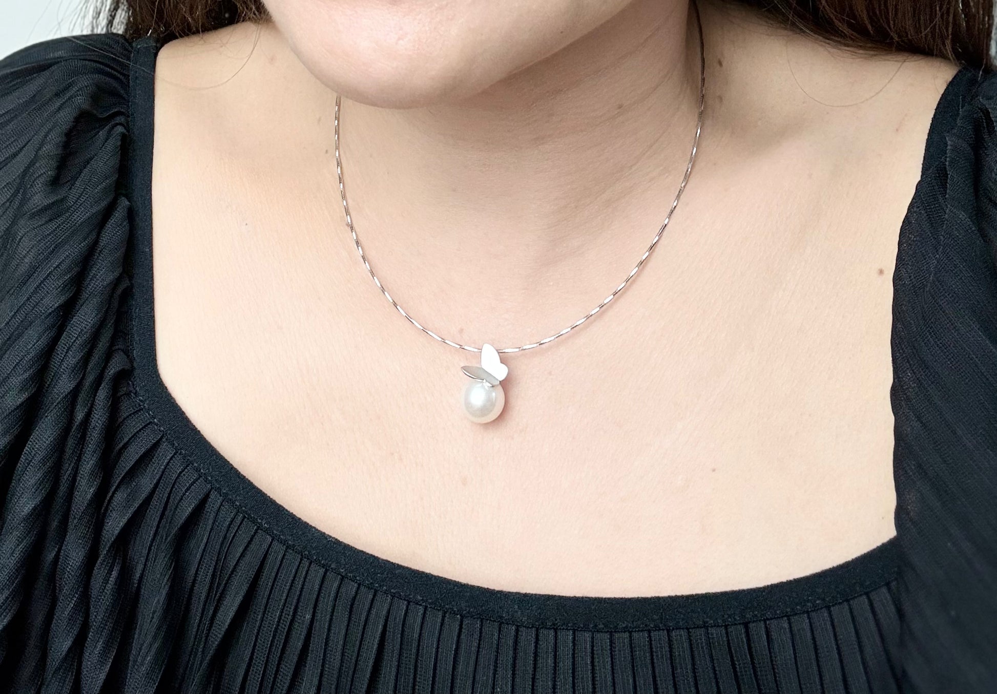[Promo] Elegant Butterfly Freshwater Pearl (11-11.5mm) Pendant and Earrings | Special Set for Butterflies Lovers - Nexus8gg Jewellery