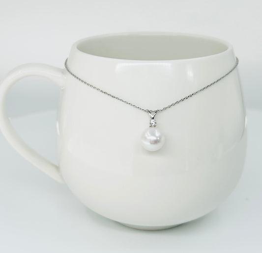 18K Gold Freshwater Pearl Pendant (9mm) with Cubic Zirconia - Nexus8gg Jewellery