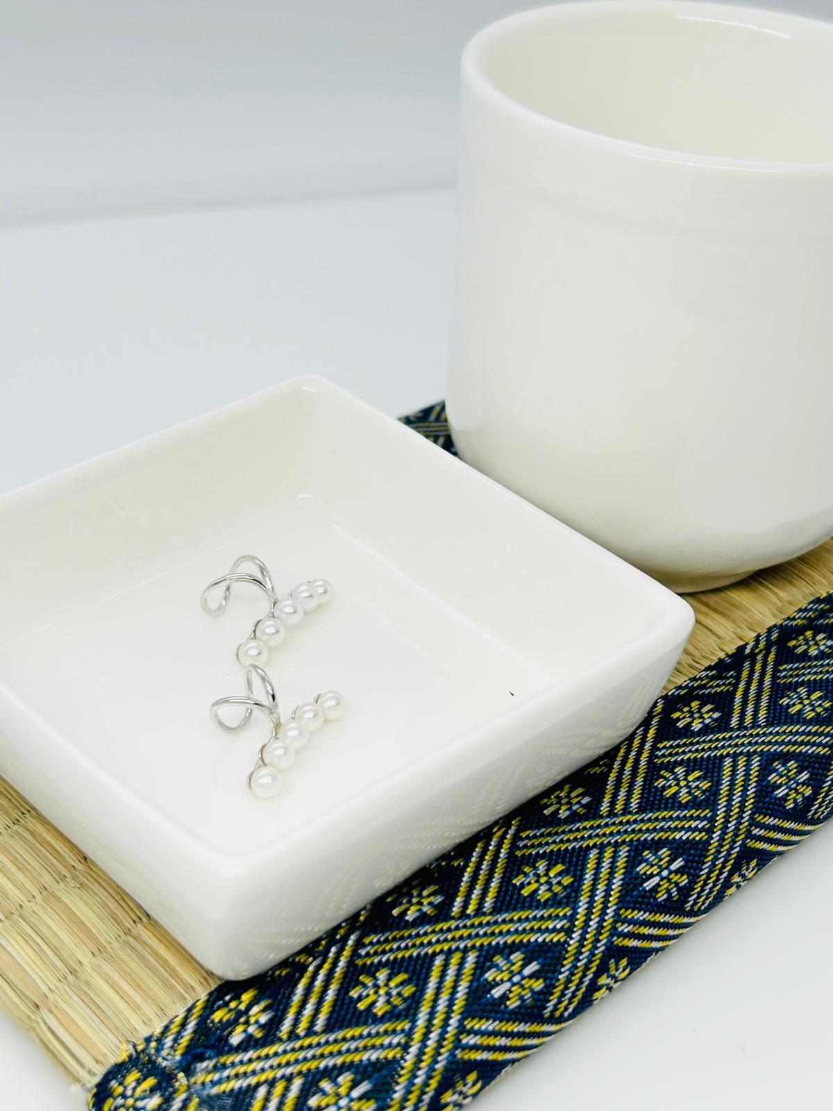 [Promo] Classic Freshwater Pearls (3.5-4mm) Earring Cuffs - Nexus8gg Jewellery