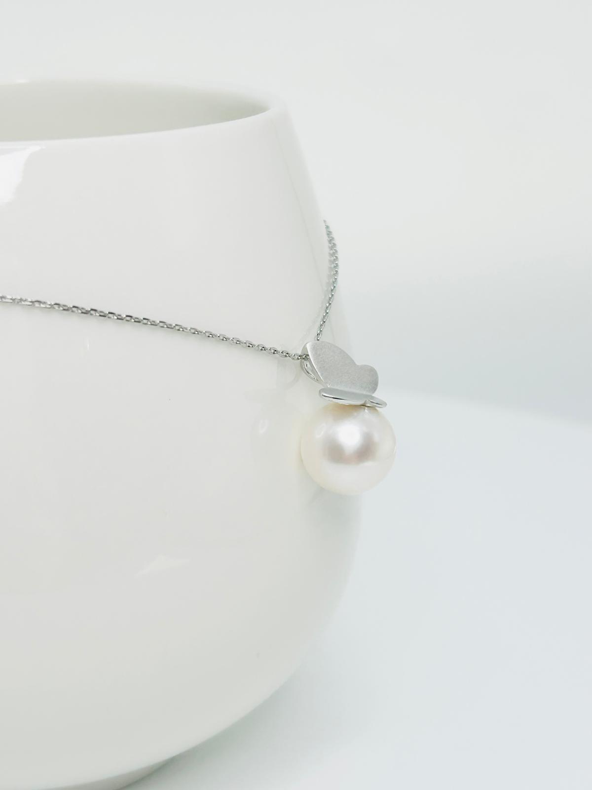 [Promo] Elegant Butterfly Freshwater Pearl (11-11.5mm) Pendant and Earrings | Special Set for Butterflies Lovers - Nexus8gg Jewellery