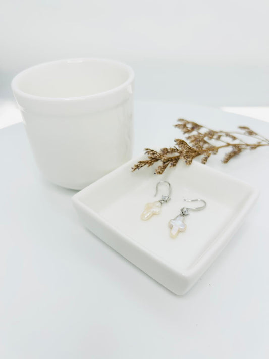 Elegant Cross Freshwater Pearls (9.x15mm) Earring - Nexus8gg Jewellery