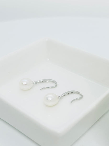 Elegant Freshwater Pearl (7.5mm) Drop Earrings - Nexus8gg Jewellery