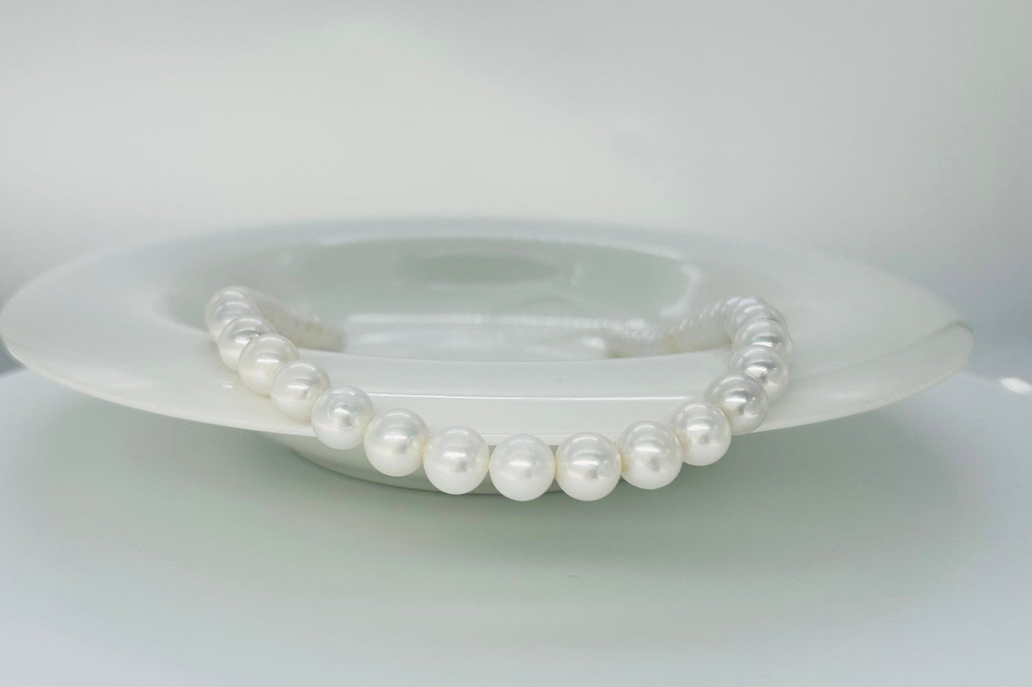 Elegant Freshwater Pearl Necklace  (9-11mm) - Nexus8gg Jewellery