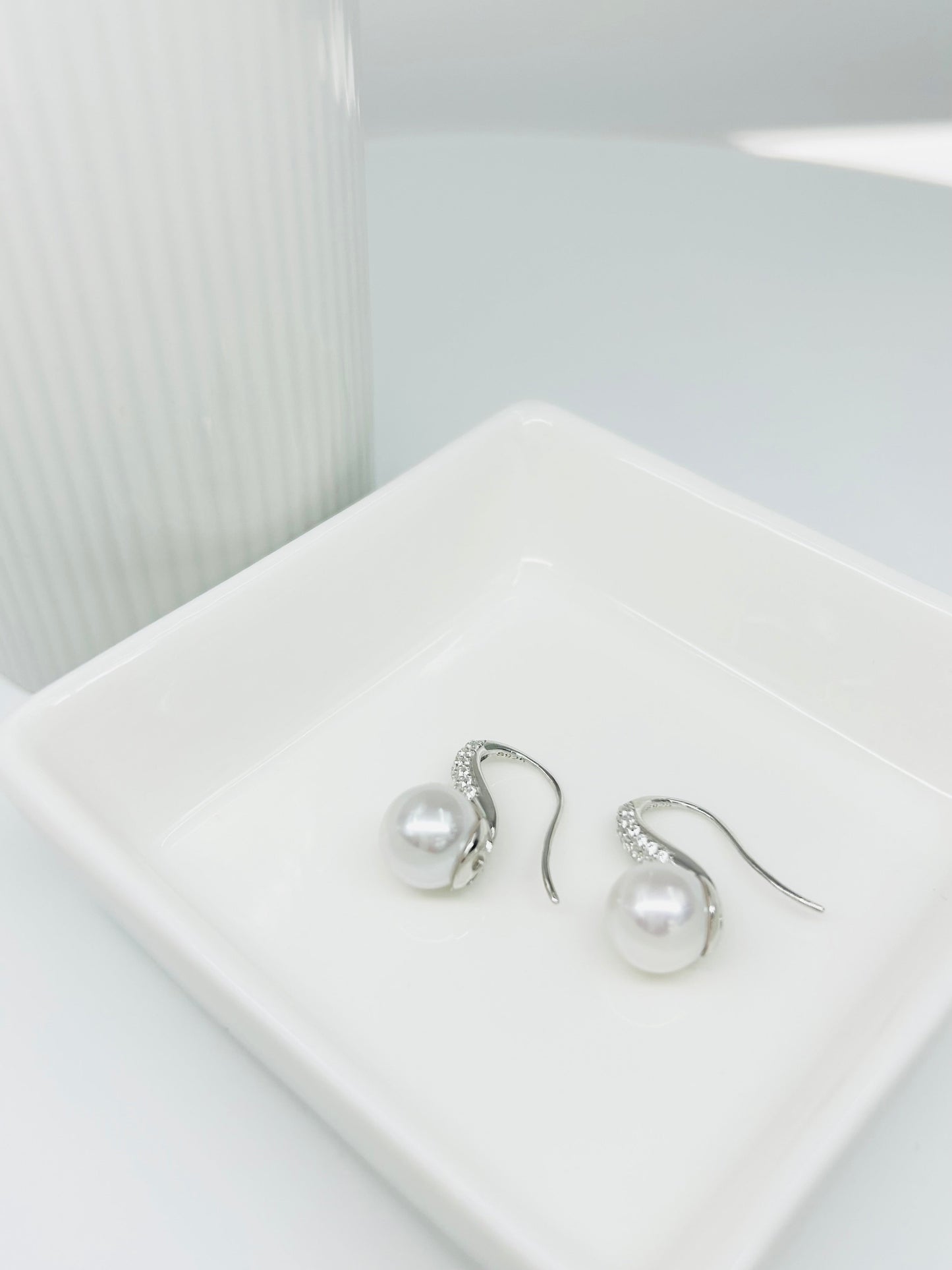 [Promo] Elegant High Heel Freshwater White Pearl Earring (9mm) with CZ - Nexus8gg Jewellery