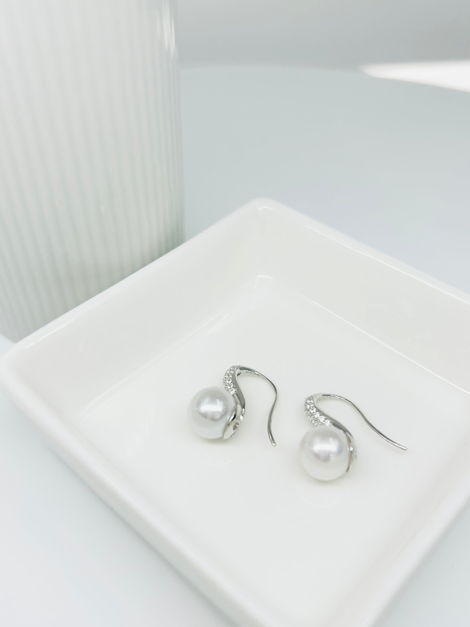 [Promo] Elegant High Heel Freshwater White Pearl Earring (9mm) with CZ - Nexus8gg Jewellery