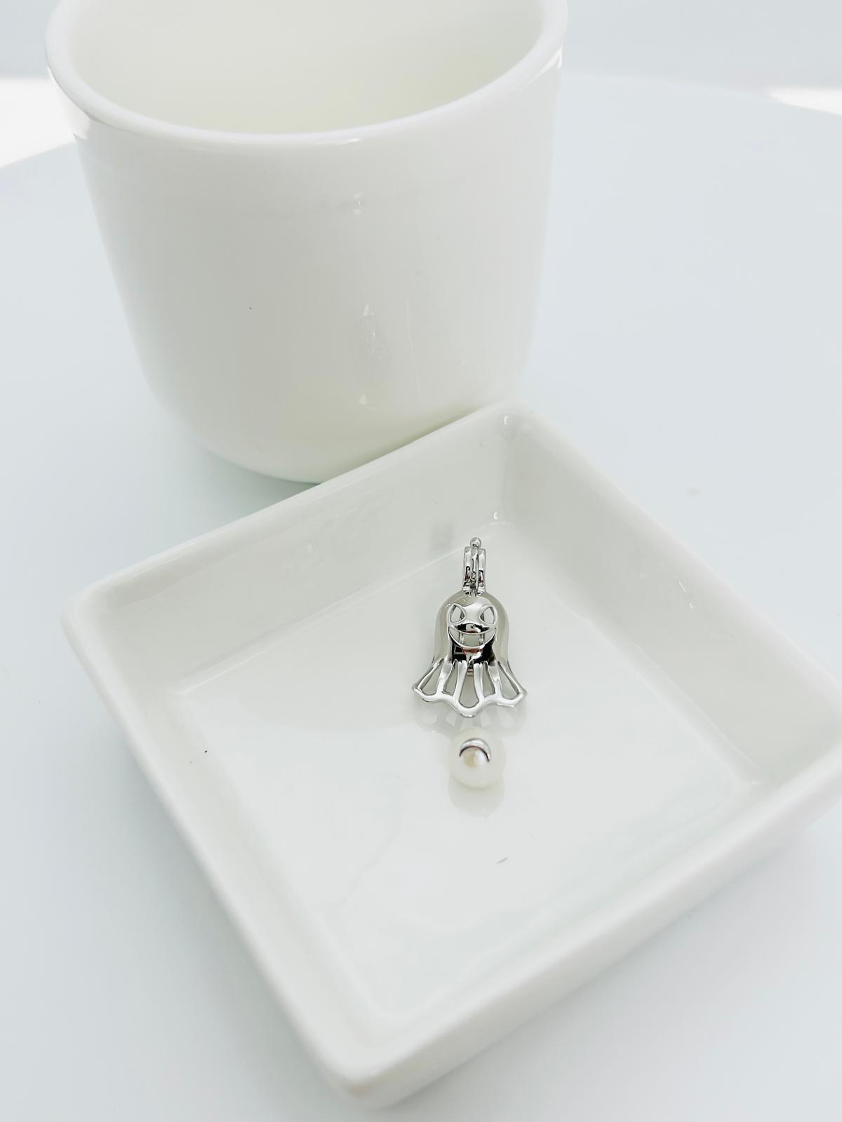 [Promo] Halloween Ghost Pendant with Hidden Pearl – Unique Jewellery Design | Singapore - Nexus8gg Jewellery