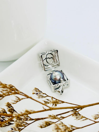 [Promo] Magic Cube Pendant with Hidden Pearl – Unique Jewellery Design | Singapore - Nexus8gg Jewellery