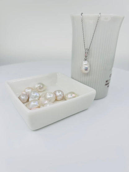Metallic White Baroque Pearl Pendant with CZ (10.3 x15mm) - Nexus8gg Jewellery