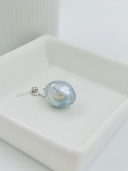 18K Gold Silver-Blue Southsea Baroque Earrings (13 x 18mm) with  Cubic Zirconia - Nexus8gg Jewellery