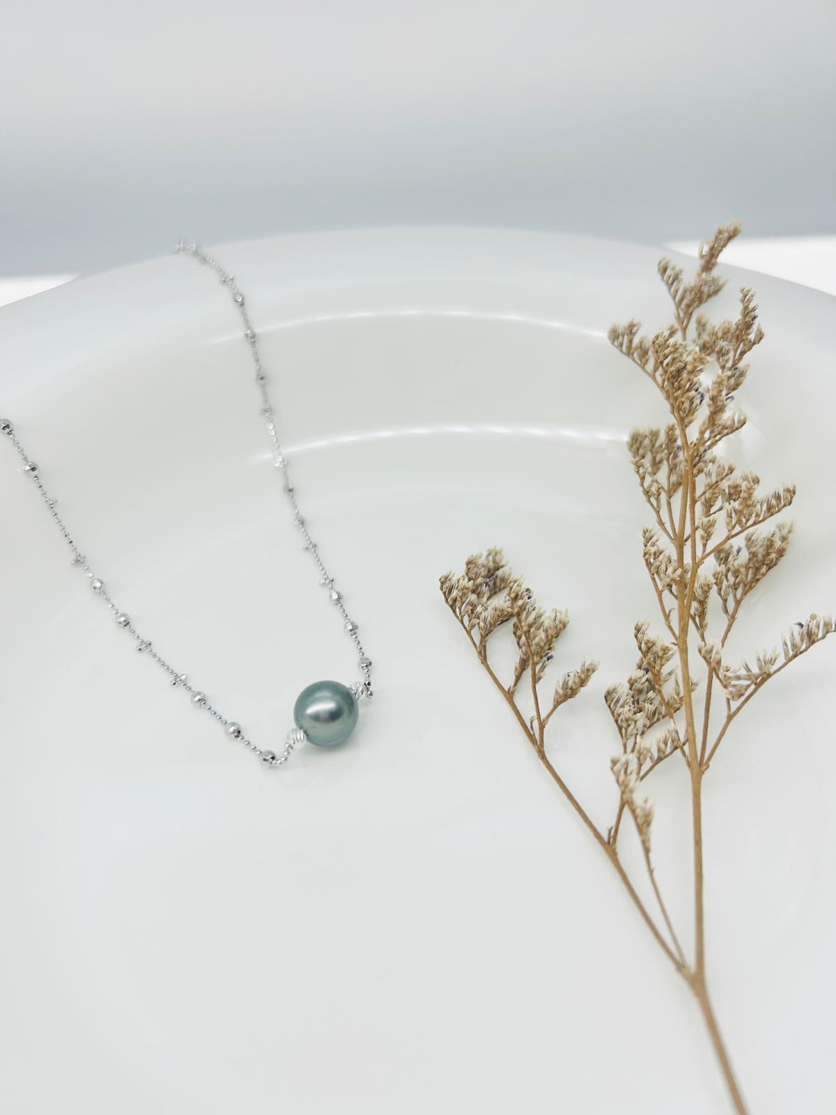 Elegant Tahitian Pearl (9.5-10mm) Necklace - Nexus8gg Jewellery