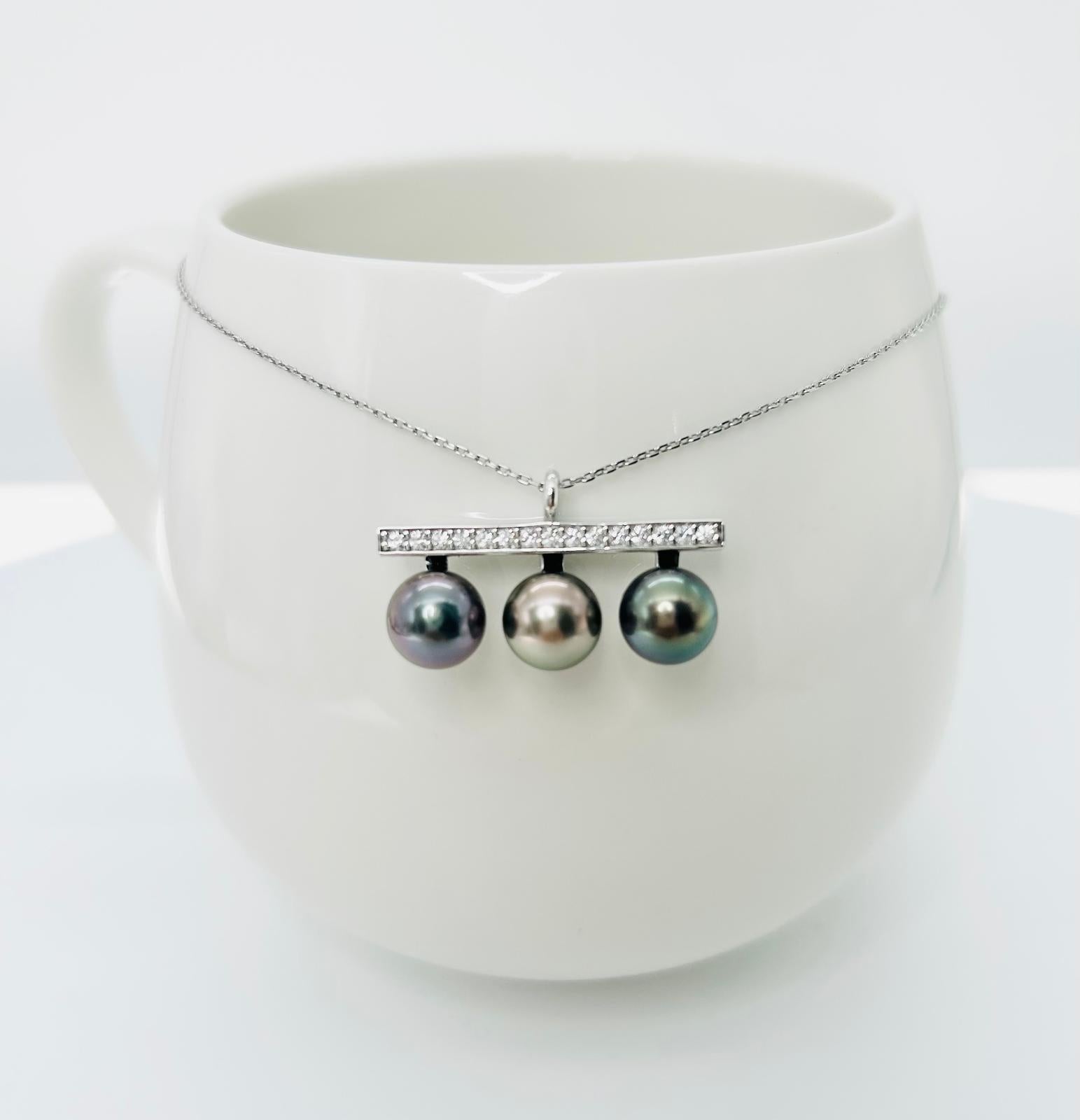 Top quality Tahitian Pearl (8.5-9mm) Balancing Wood Pendant with CZ - Nexus8gg Jewellery