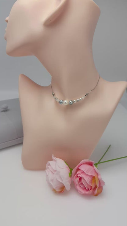 Elegant Akoya Pearls Smiling Necklace